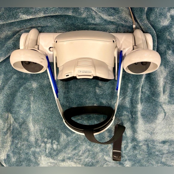 Oculus Other - Oculus Quest 2 and other components
